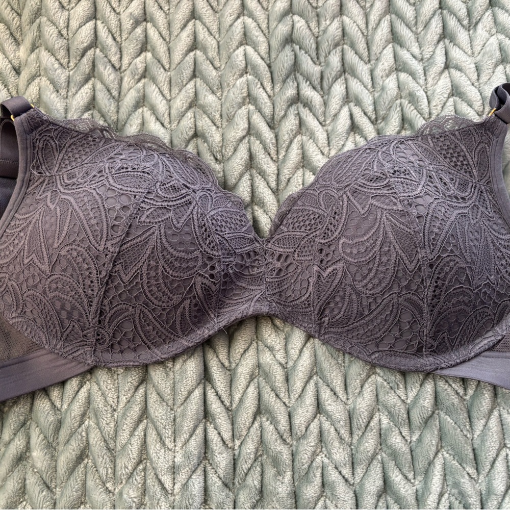 Lively Lace wireless Bra - Charcoal